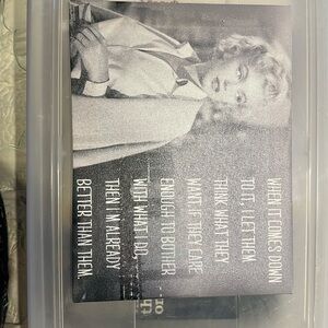 Marilyn Monroe Wall Mount